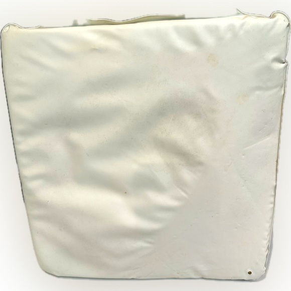 RARE VTG NATIONWIDE “ON YOUR SIDE” INSURANCE PROMOTION STADIUM SEAT CHAIR PAD - Picture 2 of 4